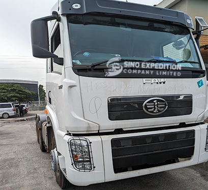 NEW J5P 6X4 380HP ROAD TRACTOR HEAD